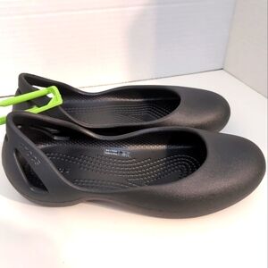 CROCS Black Kadee Flats Sleek Minimalist Design Women's Size 4‎ Brand New
